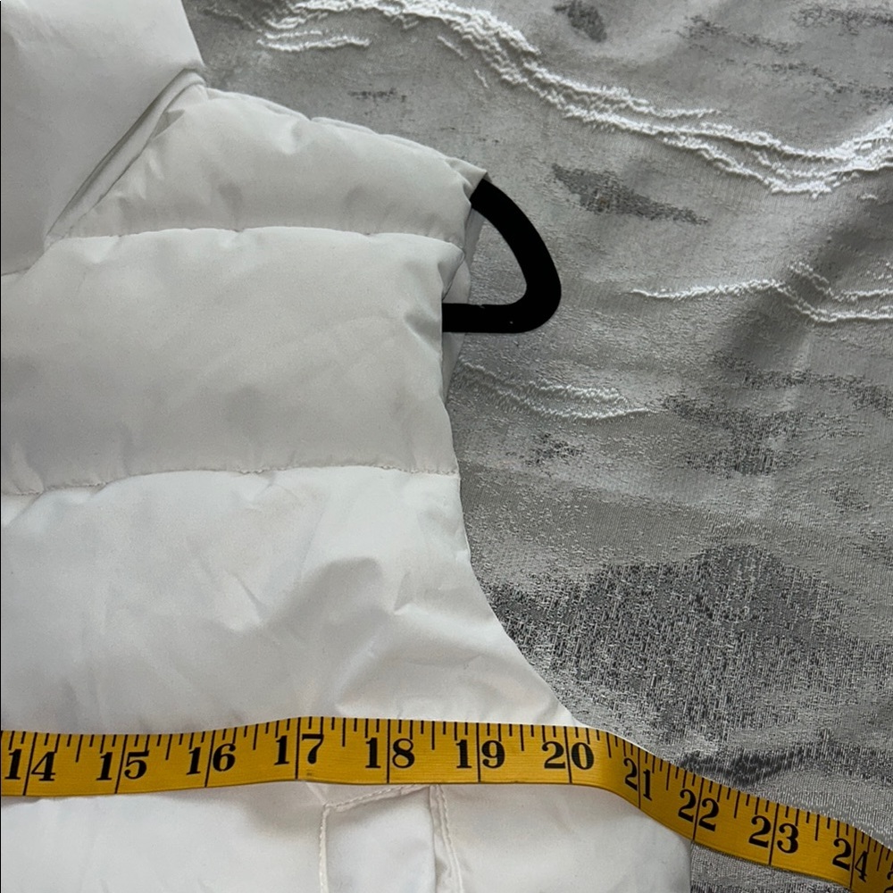 Garage Women's White Quilted Vest - Picture 5 of 14
